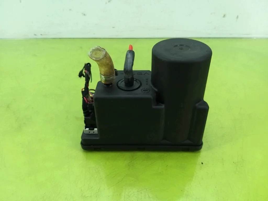 Central Locking Pump Audi A4 B5 4A0862257A 1995-2001