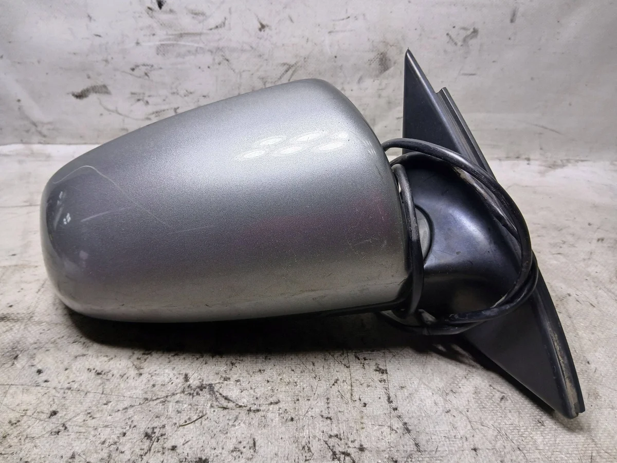 Audi A4 B6 Right Wing Mirror LY7Q 164090KAS