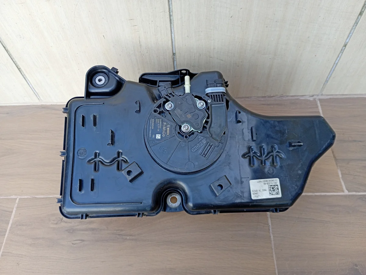 AdBlue tank Ford Focus MK4 18-25 JX61-5J228-AG