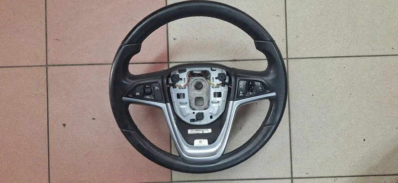 Lederlenkrad Multifunktion Opel Astra J 13305818
