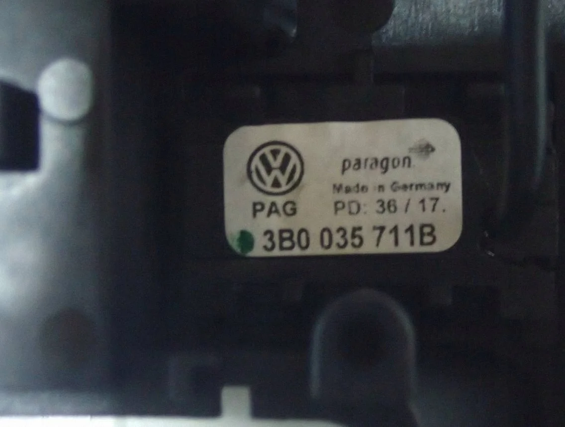 Volkswagen Polo VI Innenleuchte 2GA947105M image 9