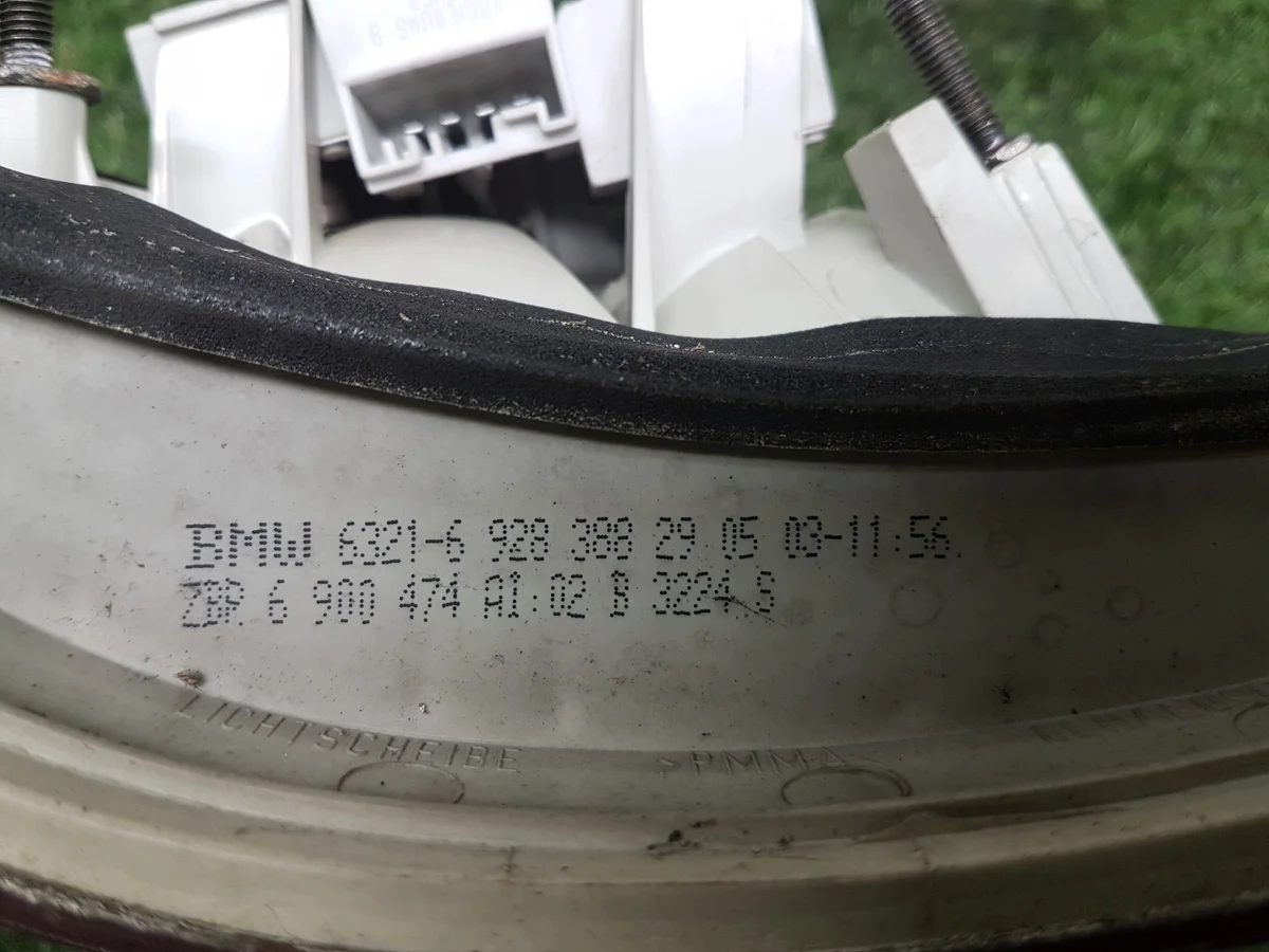 Rückleuchte rechts BMW E46 6321-69283882905 image 3