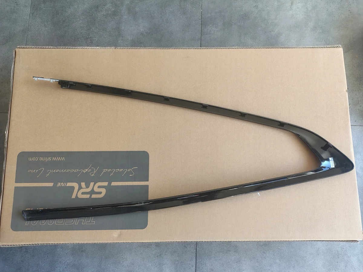 Zierleiste BMW 4 G22 Rechts Hinten 7482756 image 3
