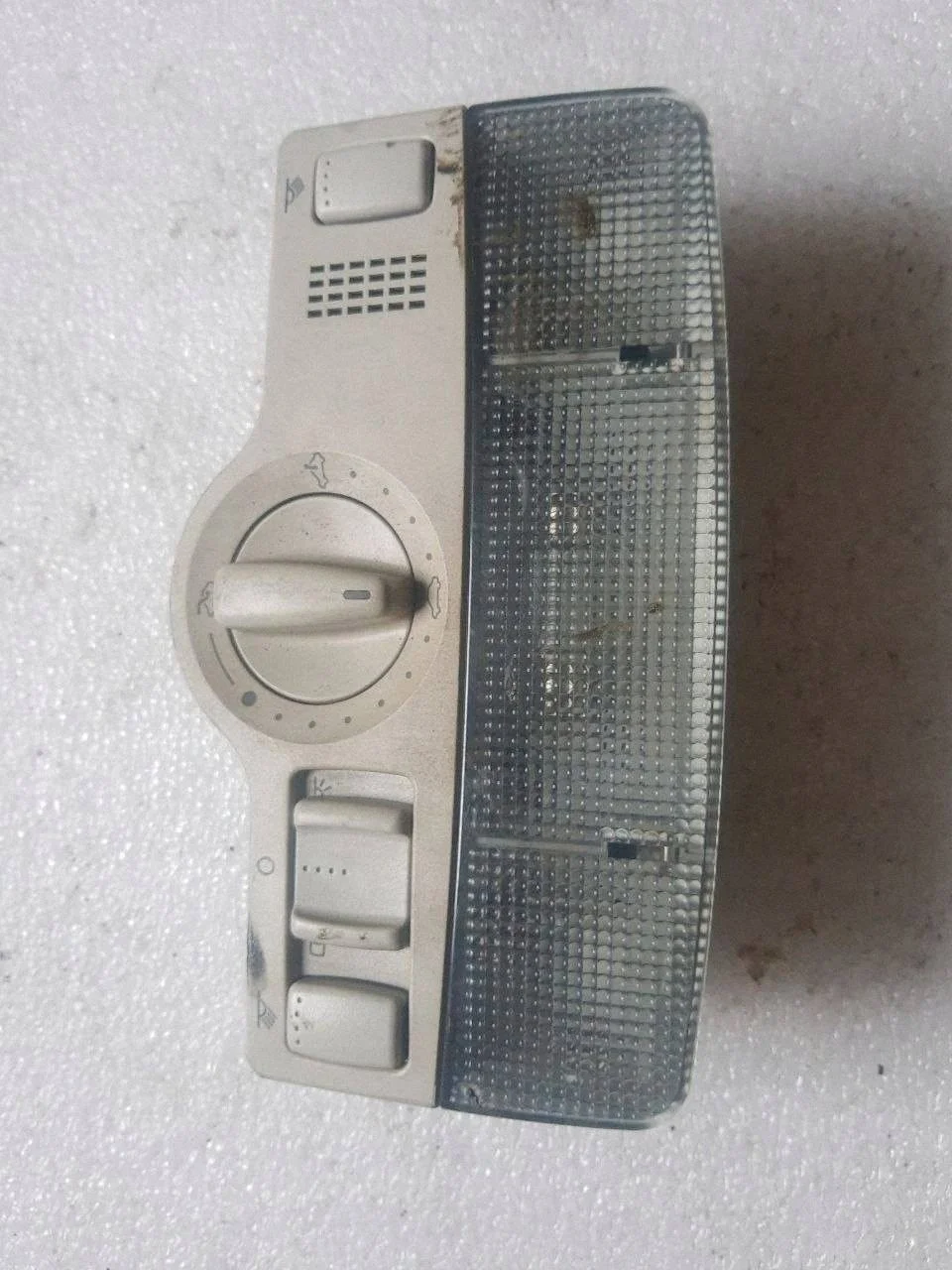 Interrupteur plafonnier VW Passat B5 1J0947105J
