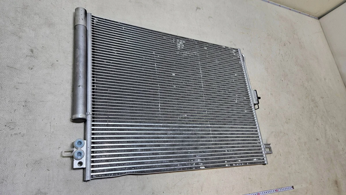 Condenseur Climatisation Jeep 55038003AG image 3