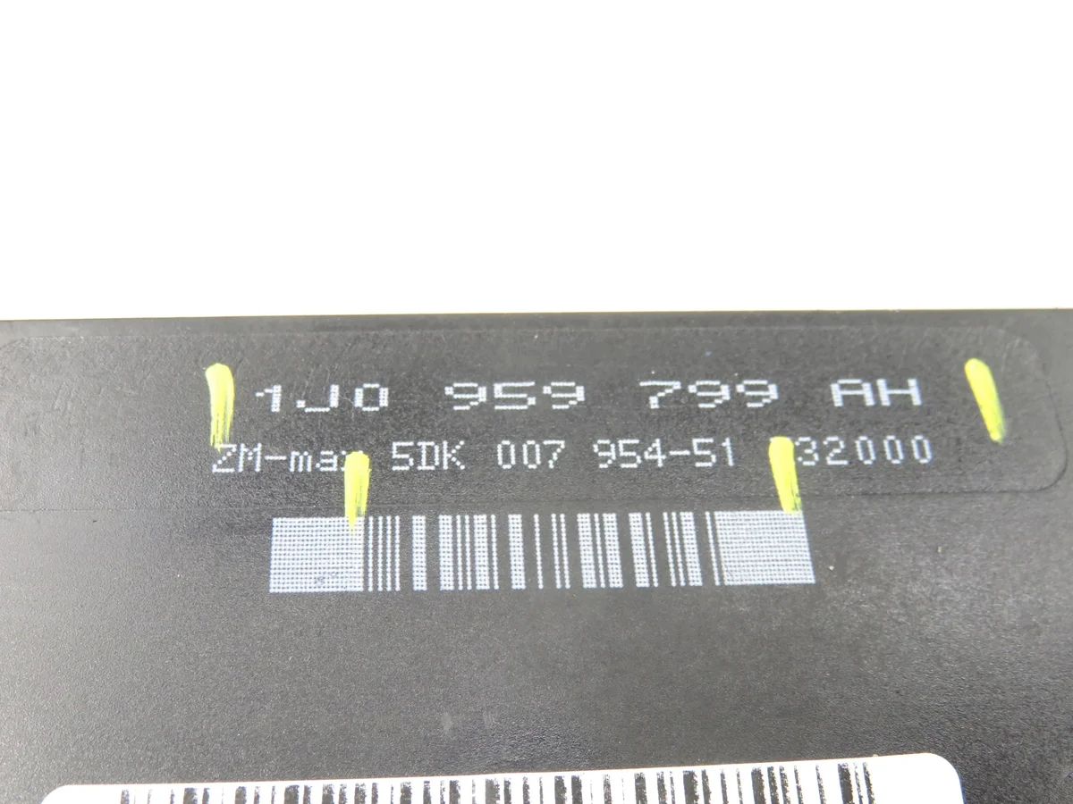 VW Passat B5 Modul komfort 1J0959799AH M1156842-1J0959799AH
