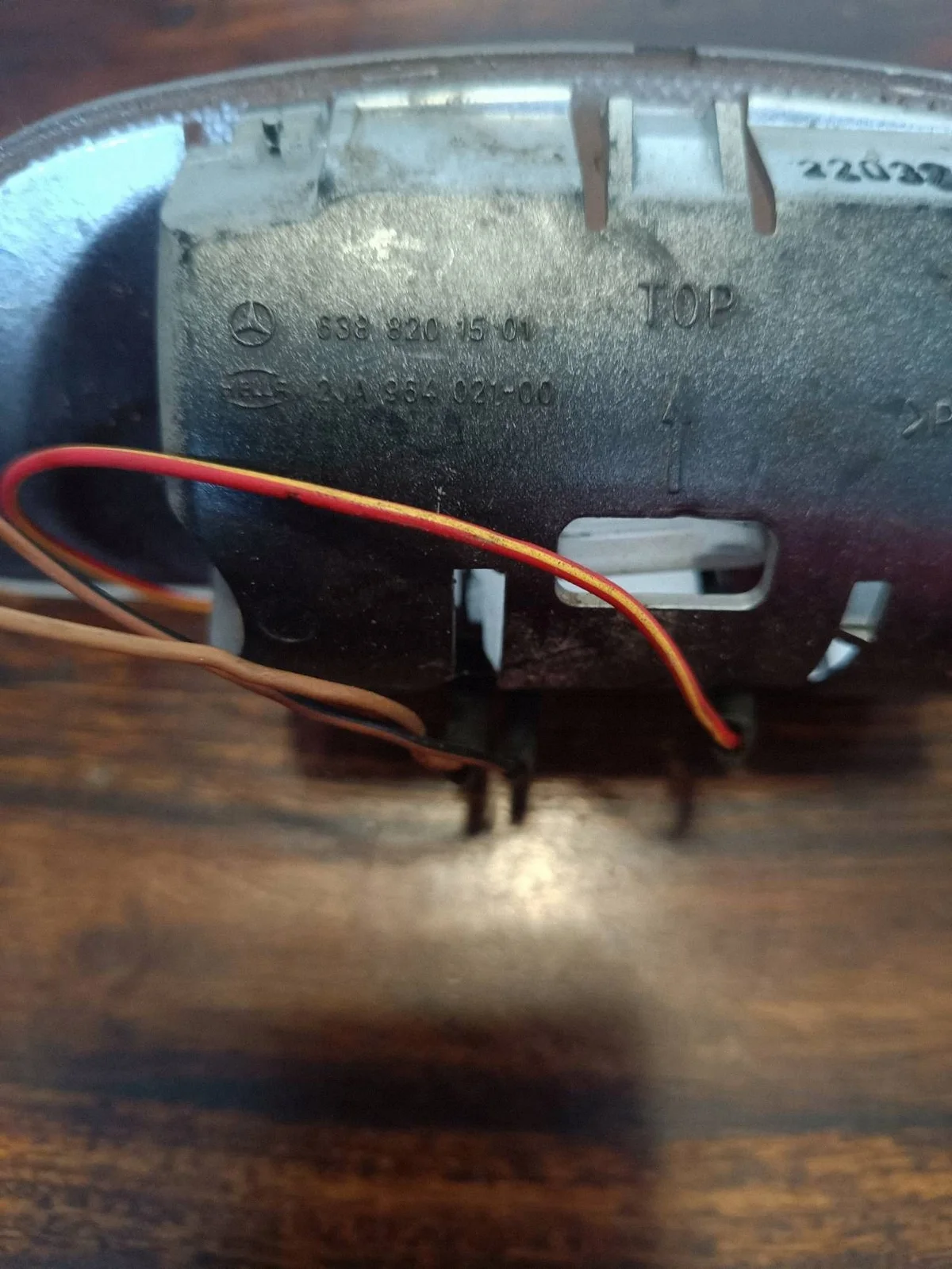 Luz de Assento Mercedes-Benz Vito W638 6388201501 image 3