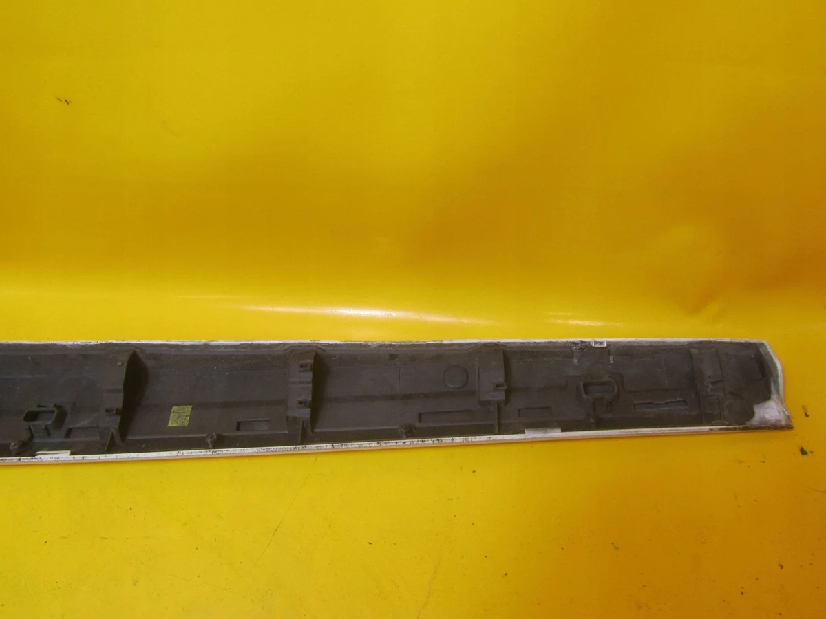 Friso Porta Renault Megane III 801861830R 2014+ image 5