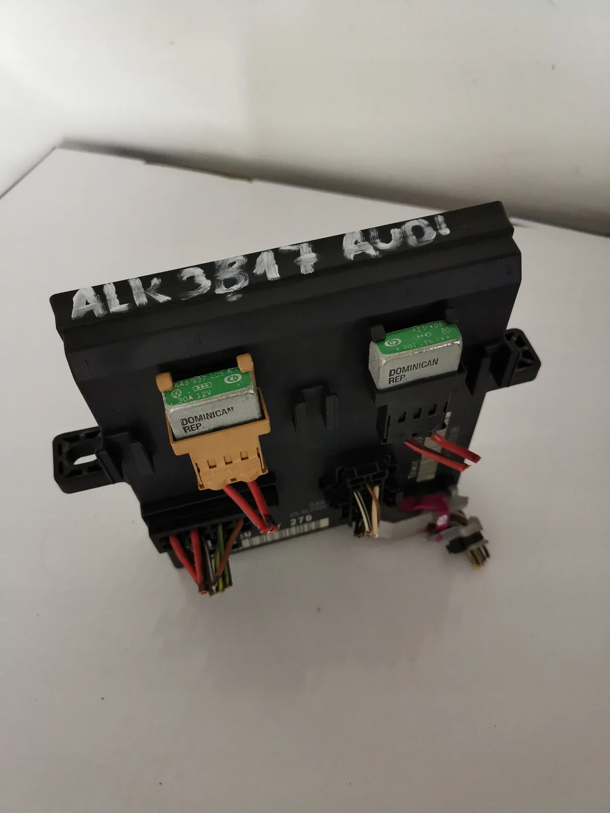 Styrenhet Audi A4 B6 8E0907279