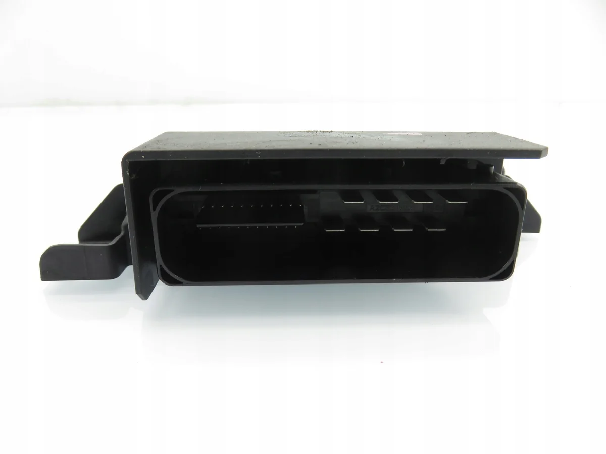 VW Passat CC B6 Commande de frein 3C8907801B M1157196-3C8907801B image 7