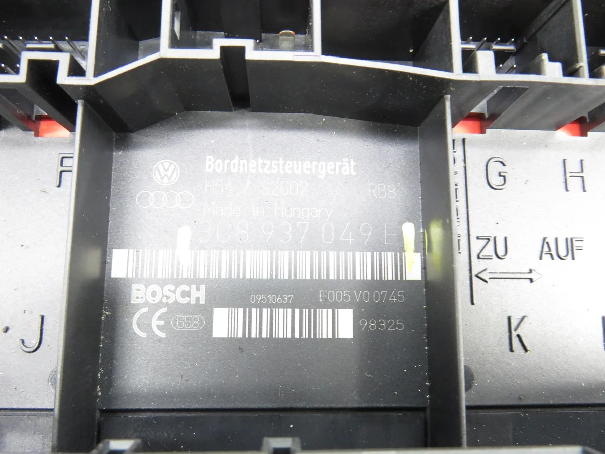 VW Passat CC Modul Komfort 3C8937049E M1157179-3C8937049E