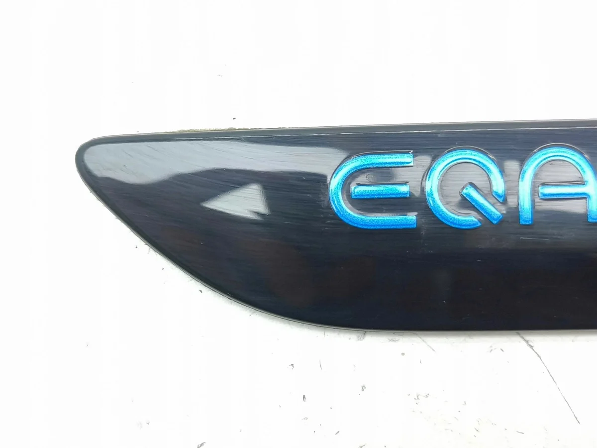 Mercedes-Benz EQA 2022 AMD155298 thumbnail 6