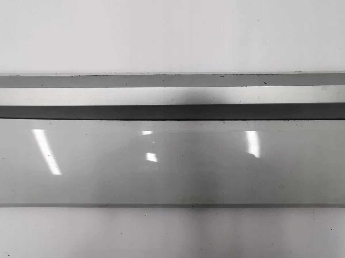 Zierleiste Tür vorne rechts SEAT ATECA 575854940G thumbnail 4