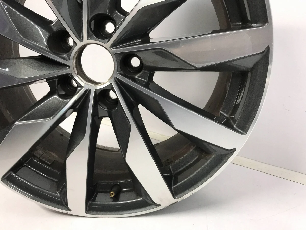 Audi A4 B9 Wheel Rim 8W0601025FJ image 6