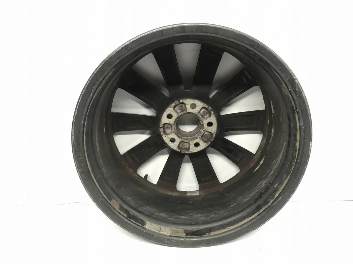 Audi A4 B9 Wheel Rim 8W0601025FJ image 10