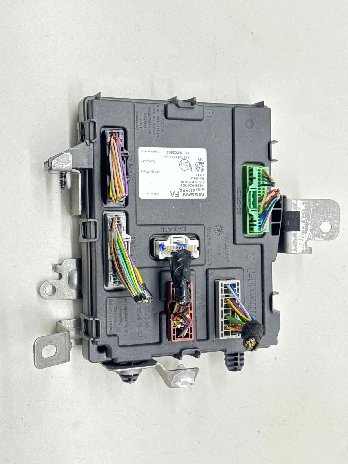 Boîtier fusibles Nissan Qashqai II 284B14CB5A