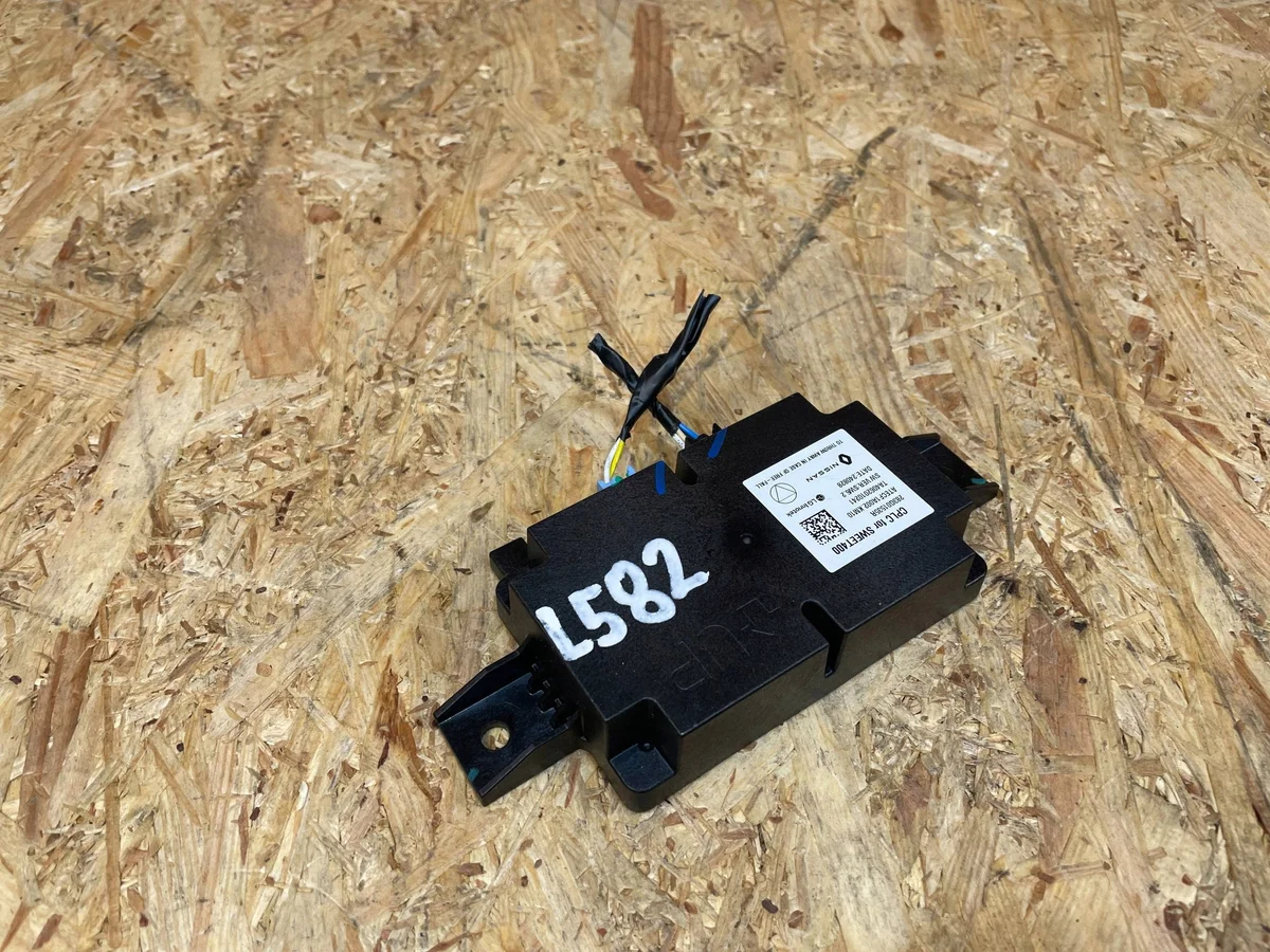 Ohjausyksikkö Dacia Spring 283G01535R
