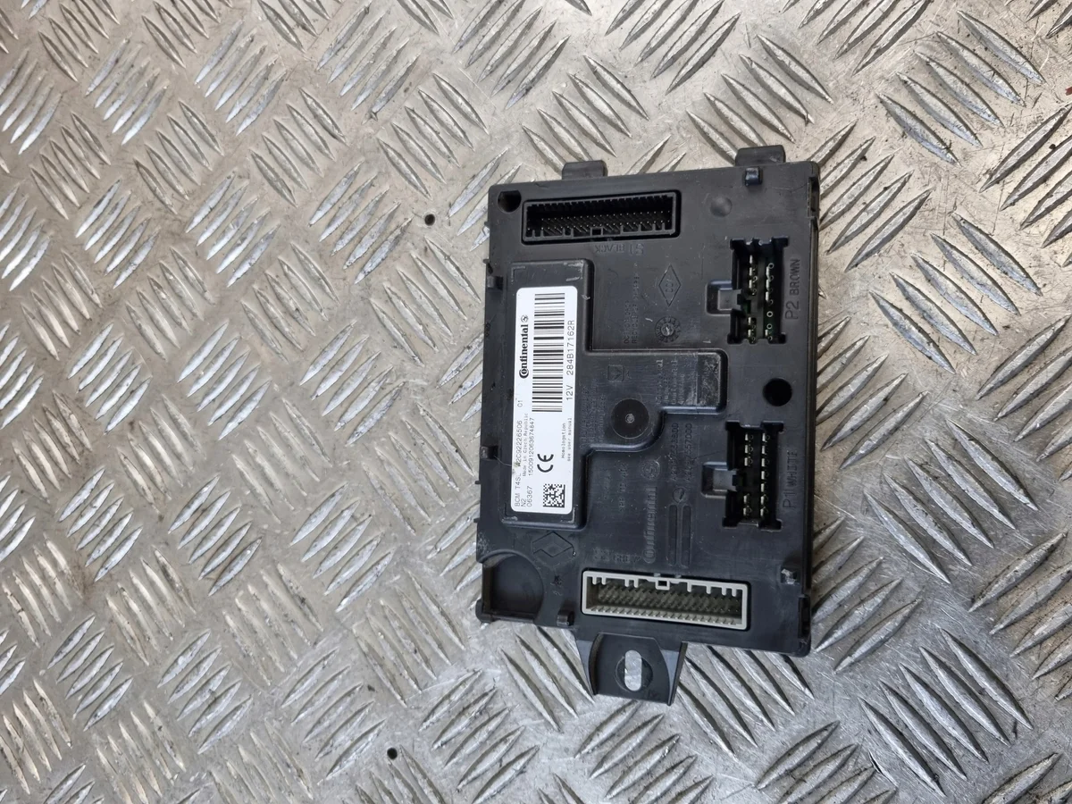 BCM Control Unit Dacia Logan II MCV 284B12759R