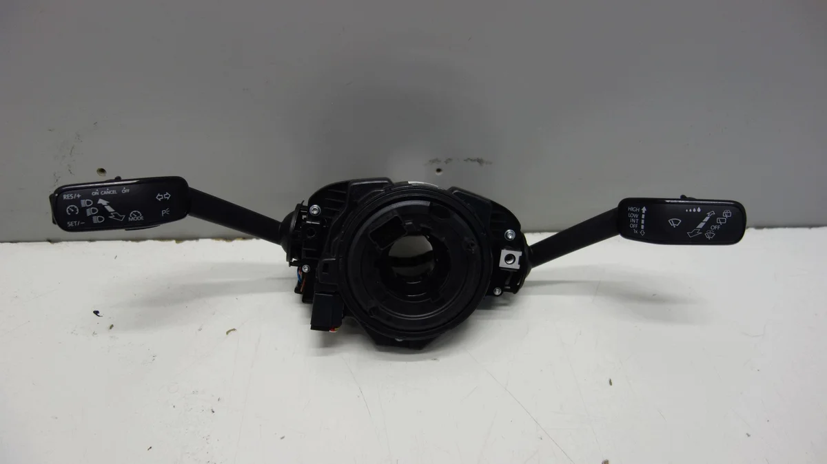 Manöverspak VW SEAT SKODA 6C0953513F