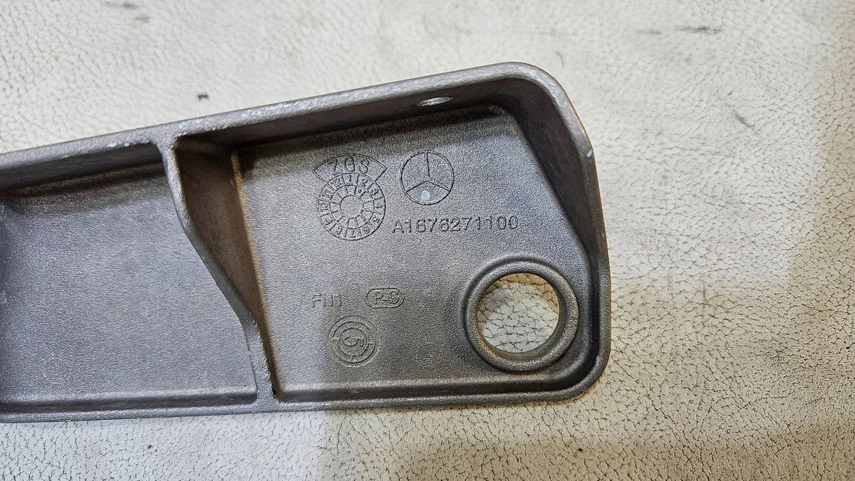 Support radiateur Mercedes GLE Coupe A1676271100 image 4