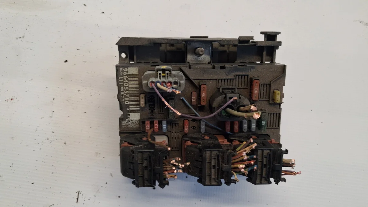 Módulo BSM Peugeot 307 9664055780 307LIFTMODUBSM