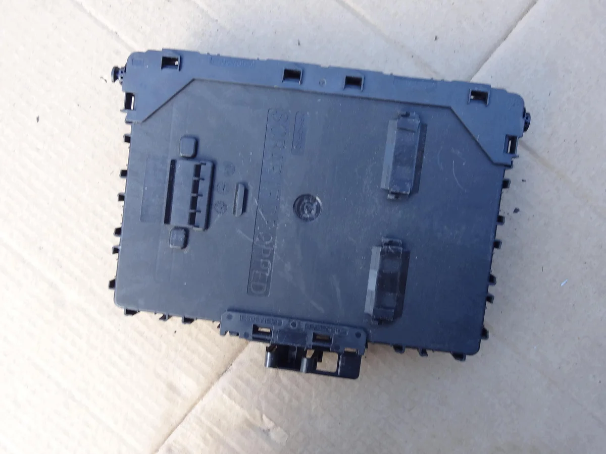 Boîtier BCM Ford Focus MK4 JX6T-15604-BCG