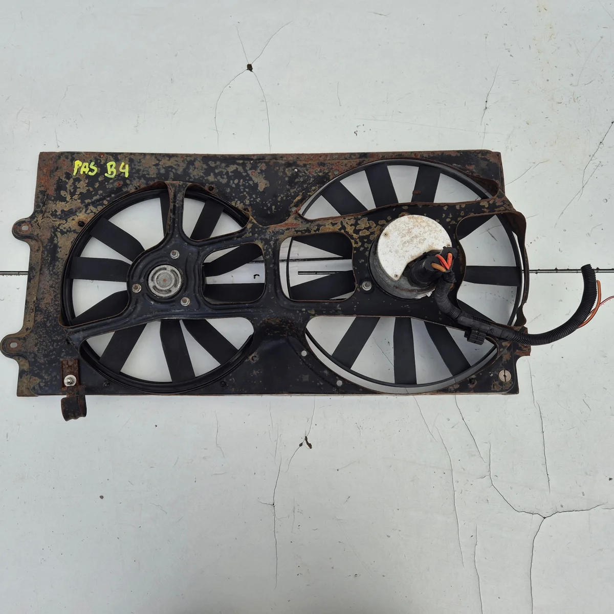 Radiator Fan VW Passat B4 3A0955455G