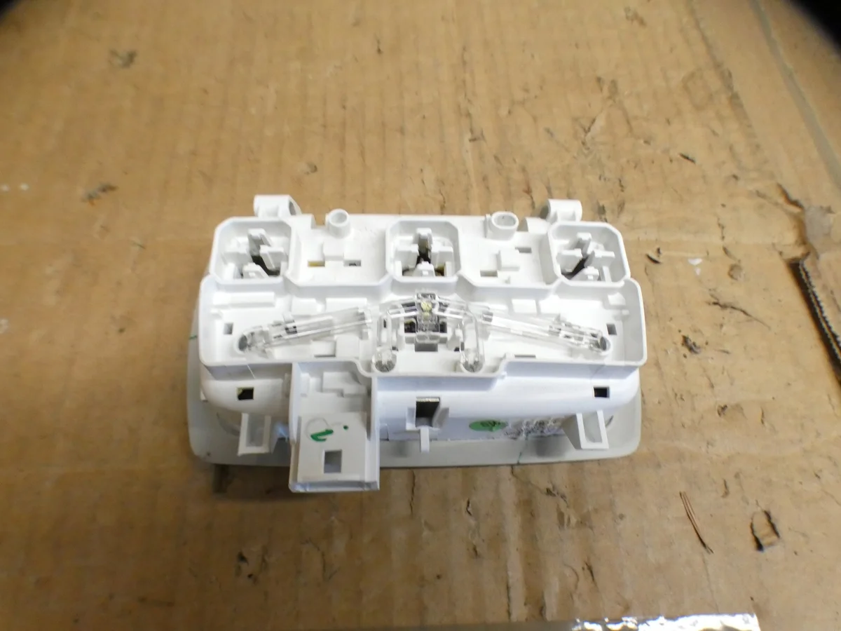 Renault Megane IV Belysning LED 264309166R image 3
