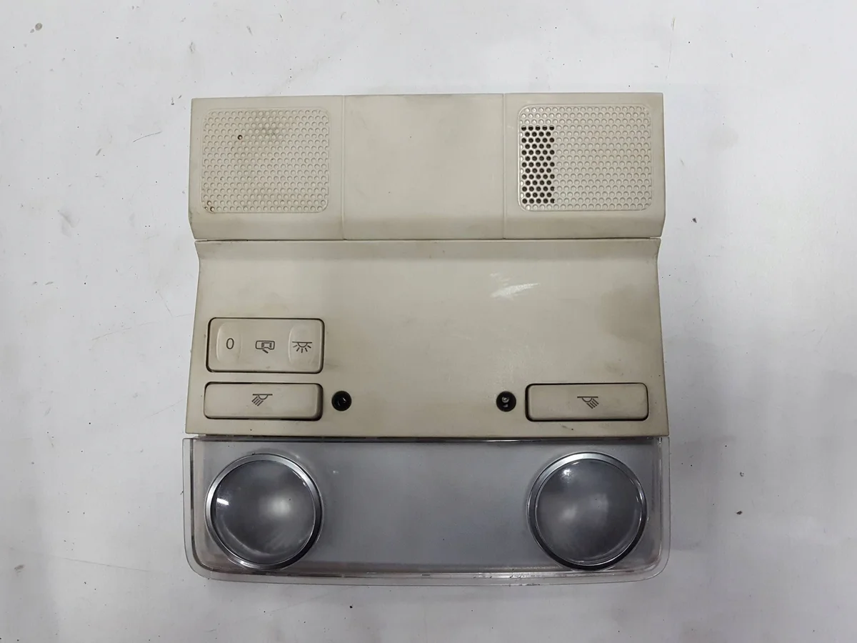 Lampada abitacolo VW Passat B7 1K0947105AE