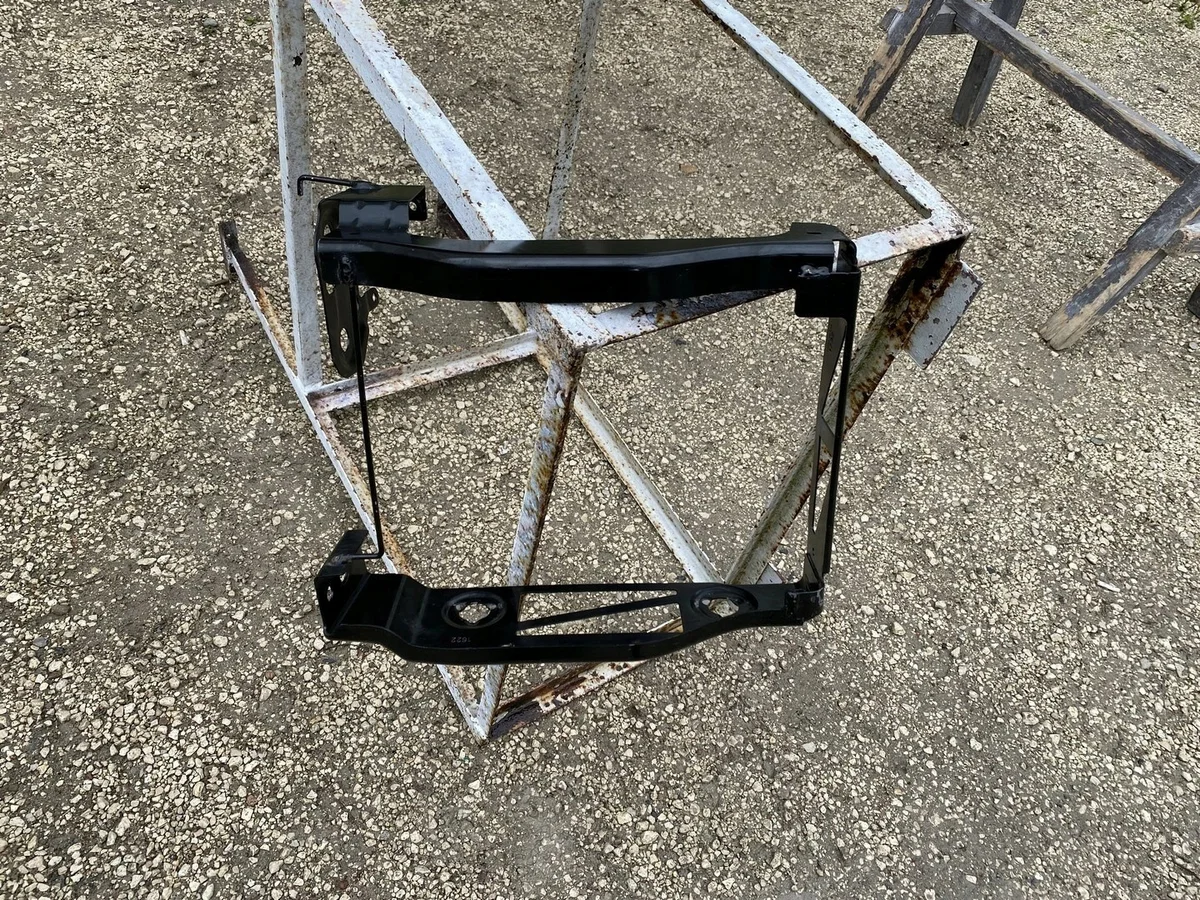 Bevestiging Radiateur BMW 3 M3 M4 G80 G82 G87 8071635