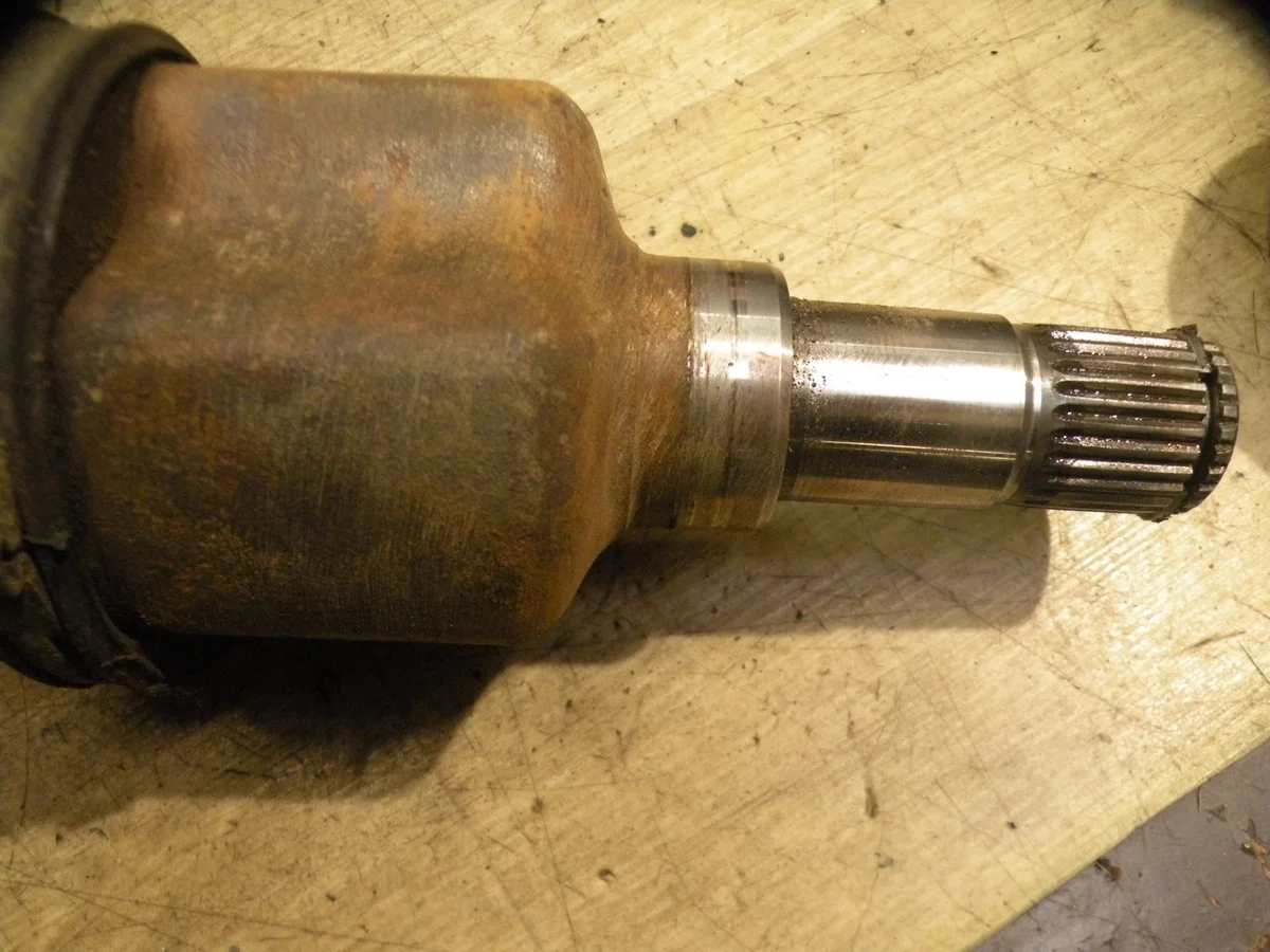 Demi-arbre de transmission gauche Volvo S40 II V50 C30 312259517