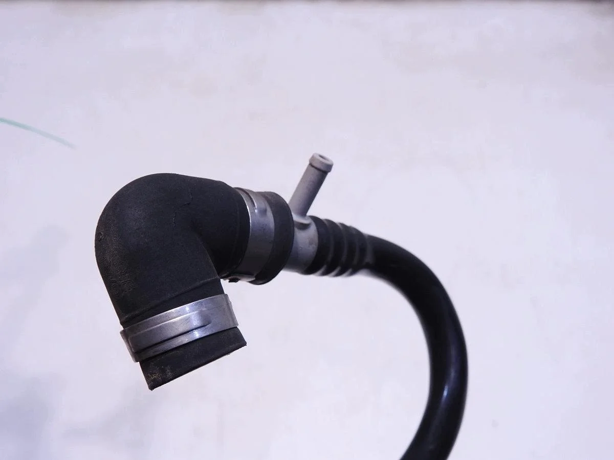 Leitung Unterdruck Sensor Audi A4 B8 2.0 TDI 0261230053 image 4