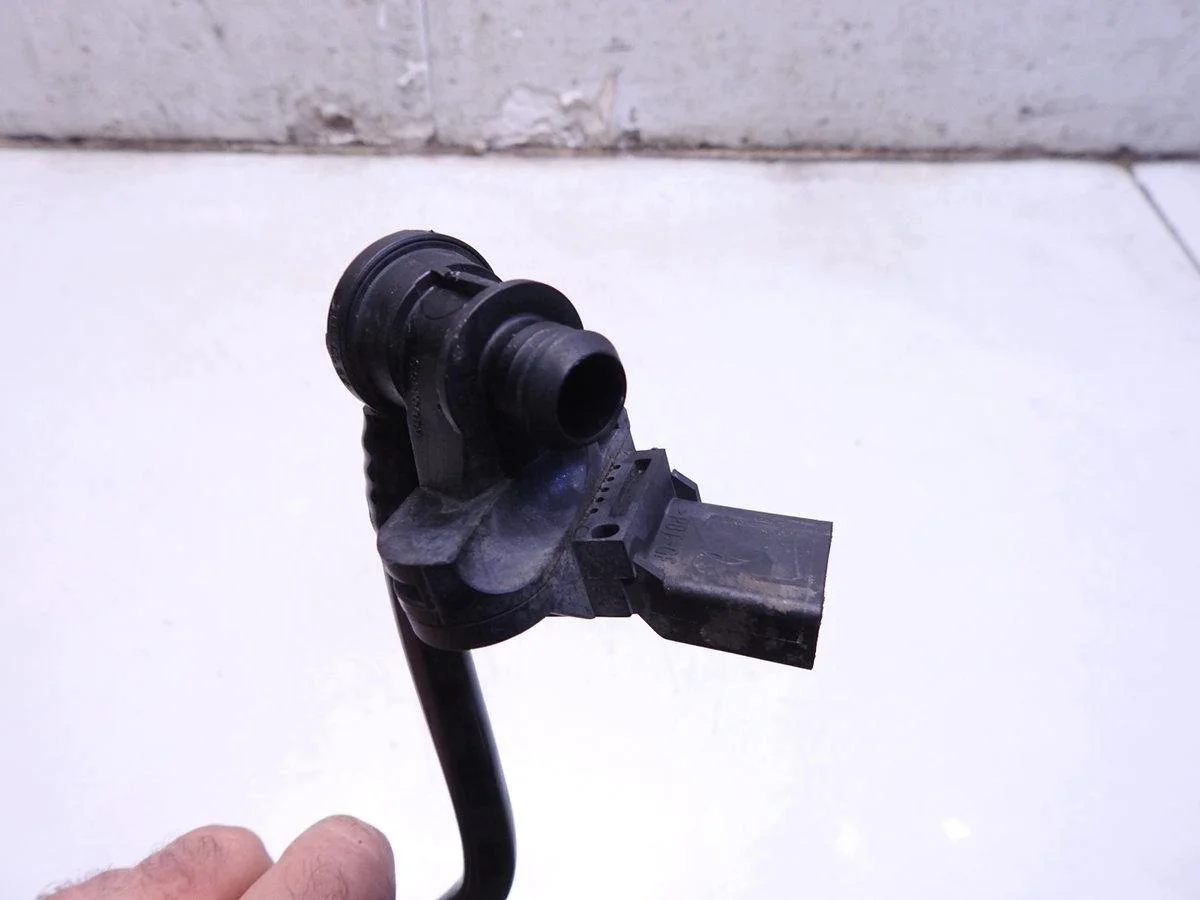 Leitung Unterdruck Sensor Audi A4 B8 2.0 TDI 0261230053 image 6