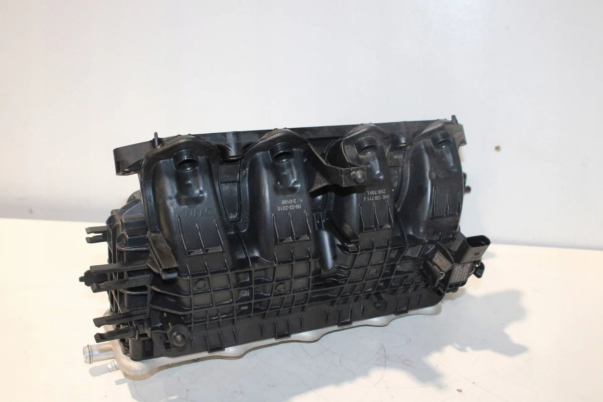 Saugrohr Skoda Octavia 3 1.4 TSI 04E129711J image 3