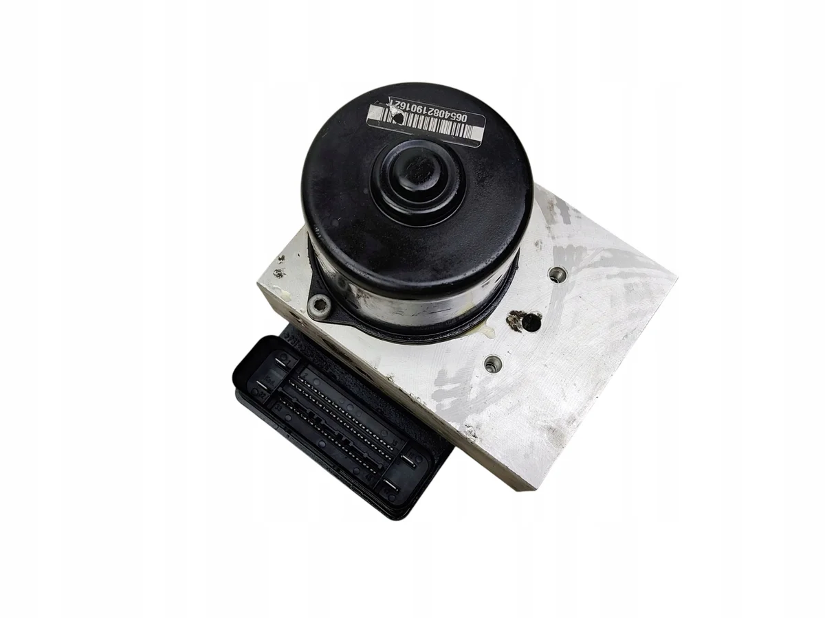 ABS pomp regeleenheid Volvo S80 I XC70 II V70 III S60 I XC90 I P08671225