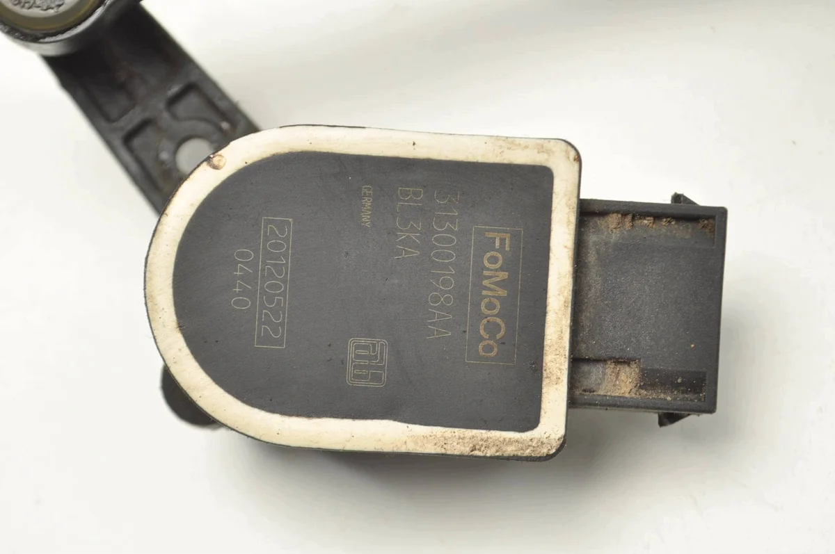 Sensore Livello Xenon Volvo C30 C70 II 31300198AA
