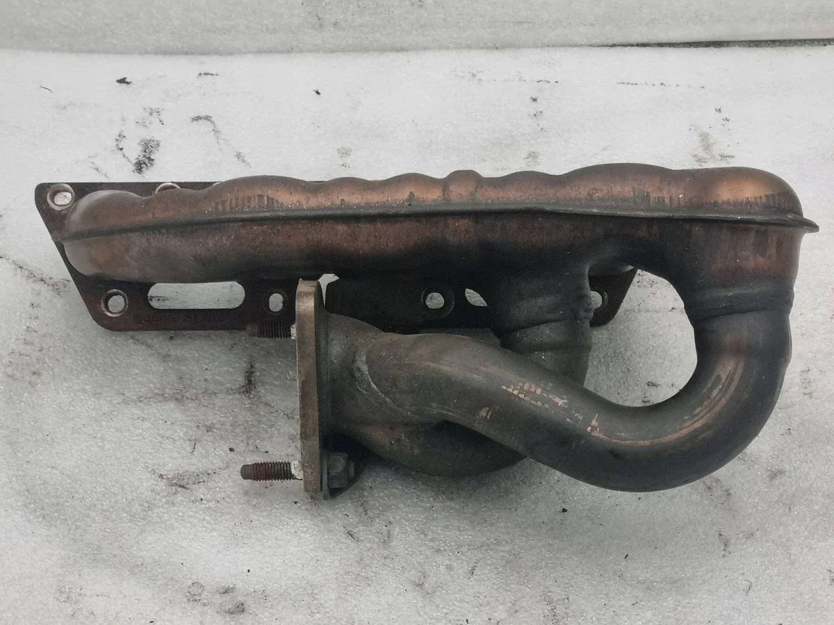 Collecteur d'échappement Audi A4 S4 B6 06B253031Q