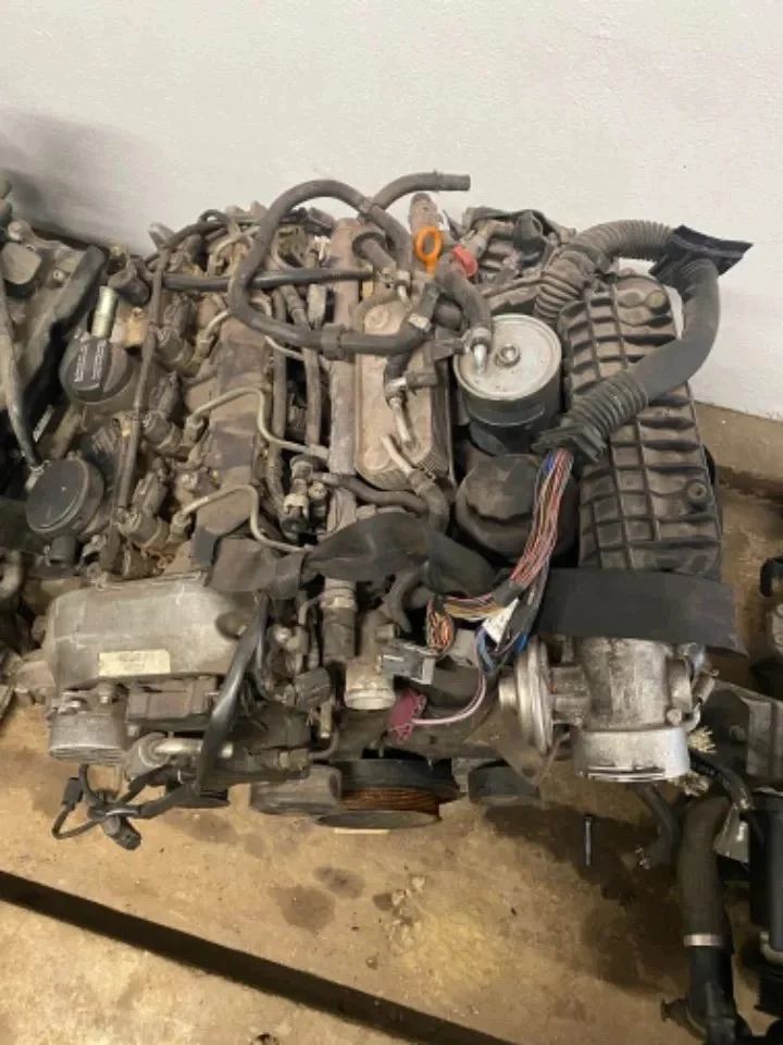 Moteur Mercedes Classe C W203 2.2CDI 611 thumbnail 1