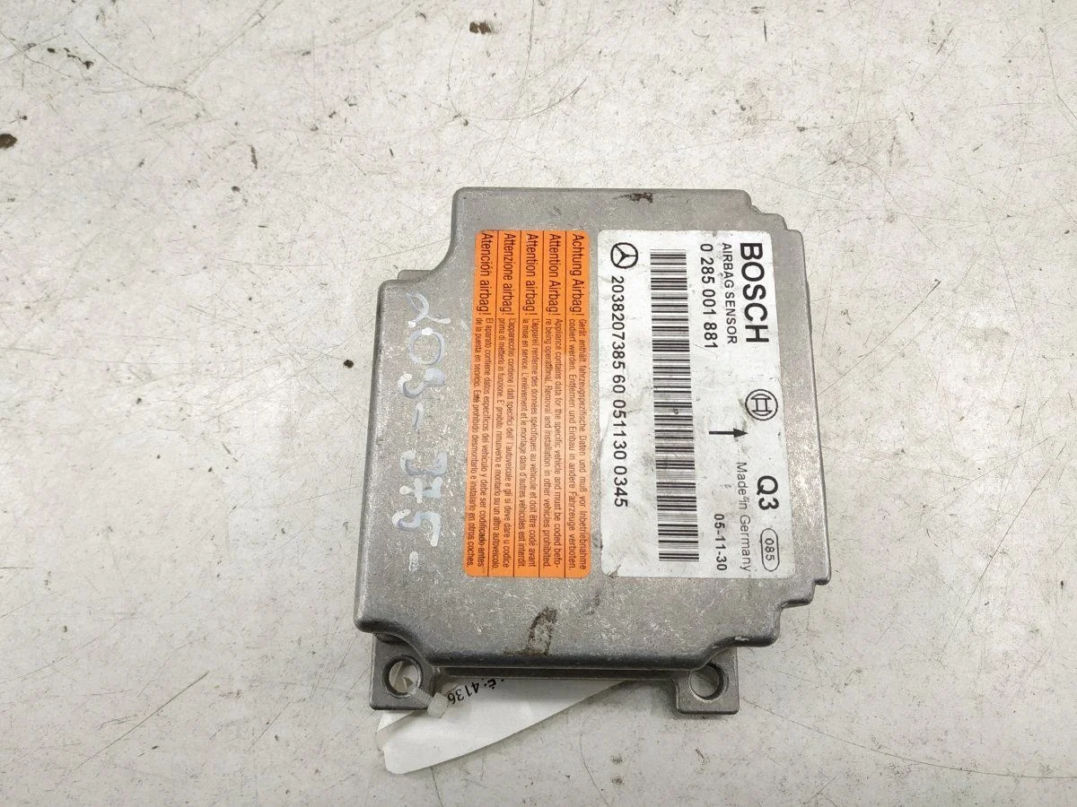 Calculateur airbag Mercedes-Benz C W203 A2038207385