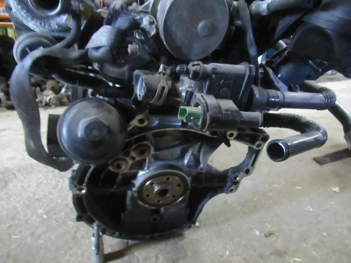 Motor Peugeot 207 Citroen C4 1.6 HDI 9HZ thumbnail 5