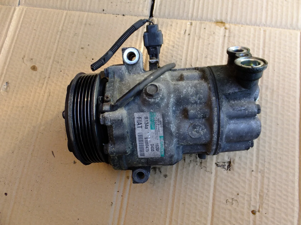 A/C Compressor Lancia Delta III 1.6 M-jet 51897475
