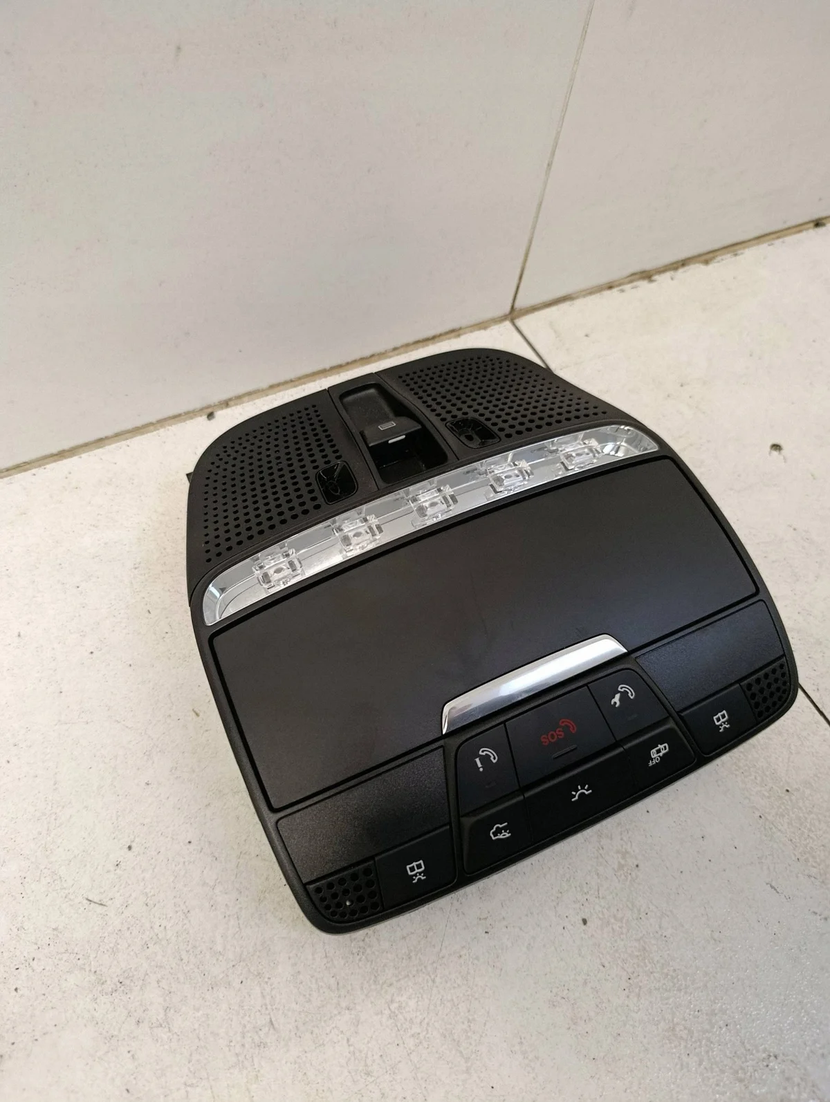 Luz interior Mercedes Clase C W205 A0009018703 image 3
