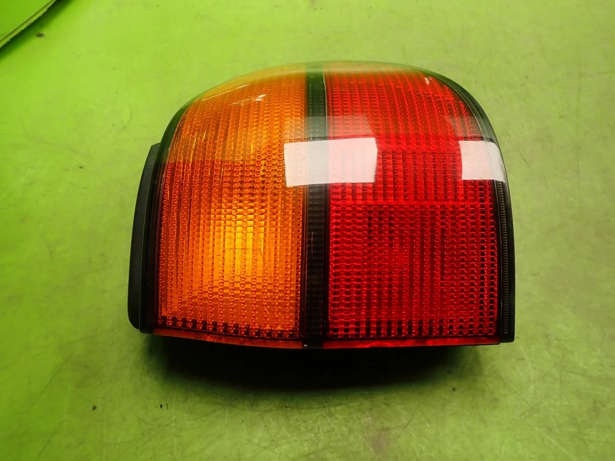 VW Sharan takavalo oikea 962596-00 thumbnail 6