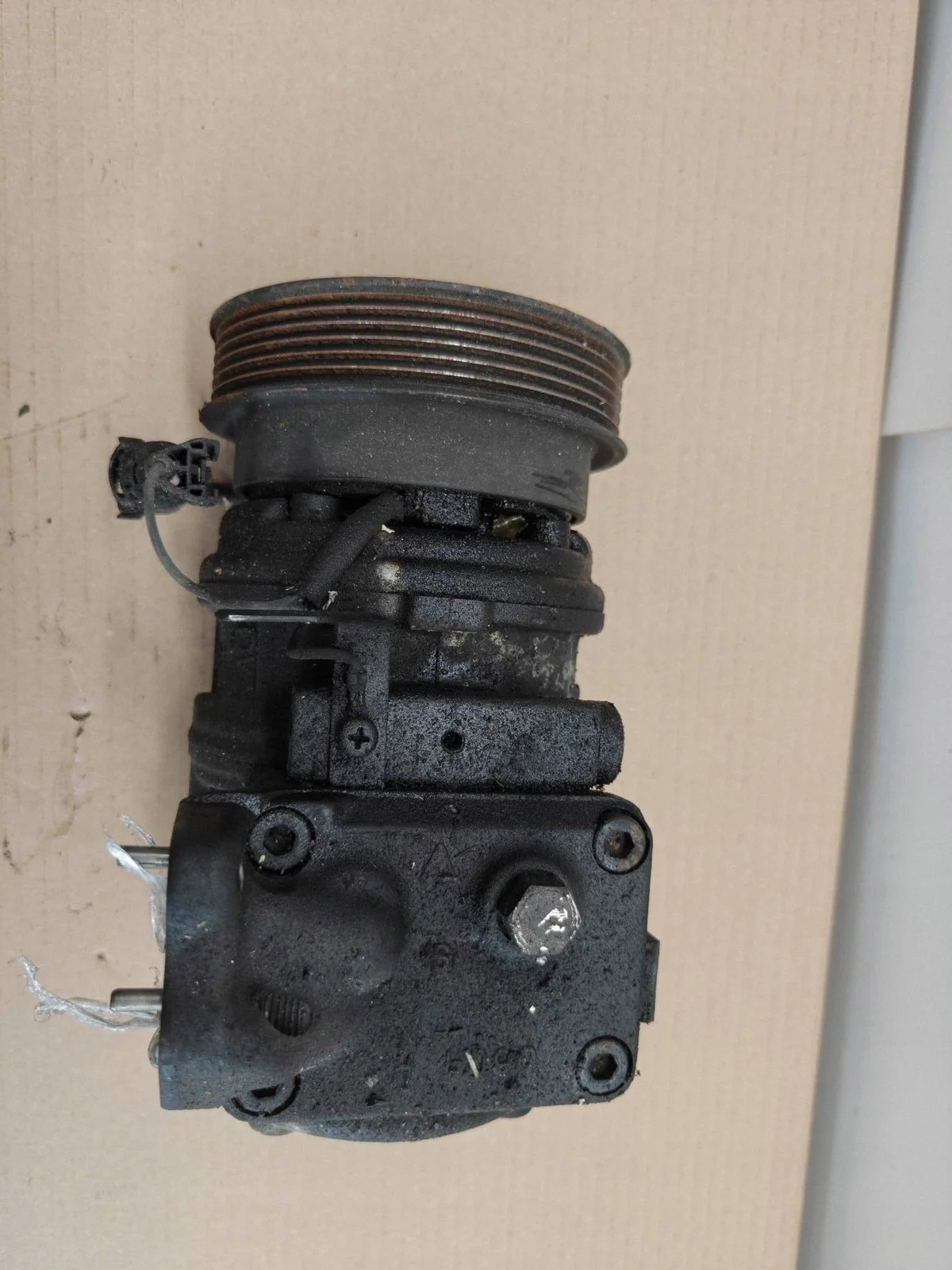 Compressore Clima Hyundai 16250-2920J image 3