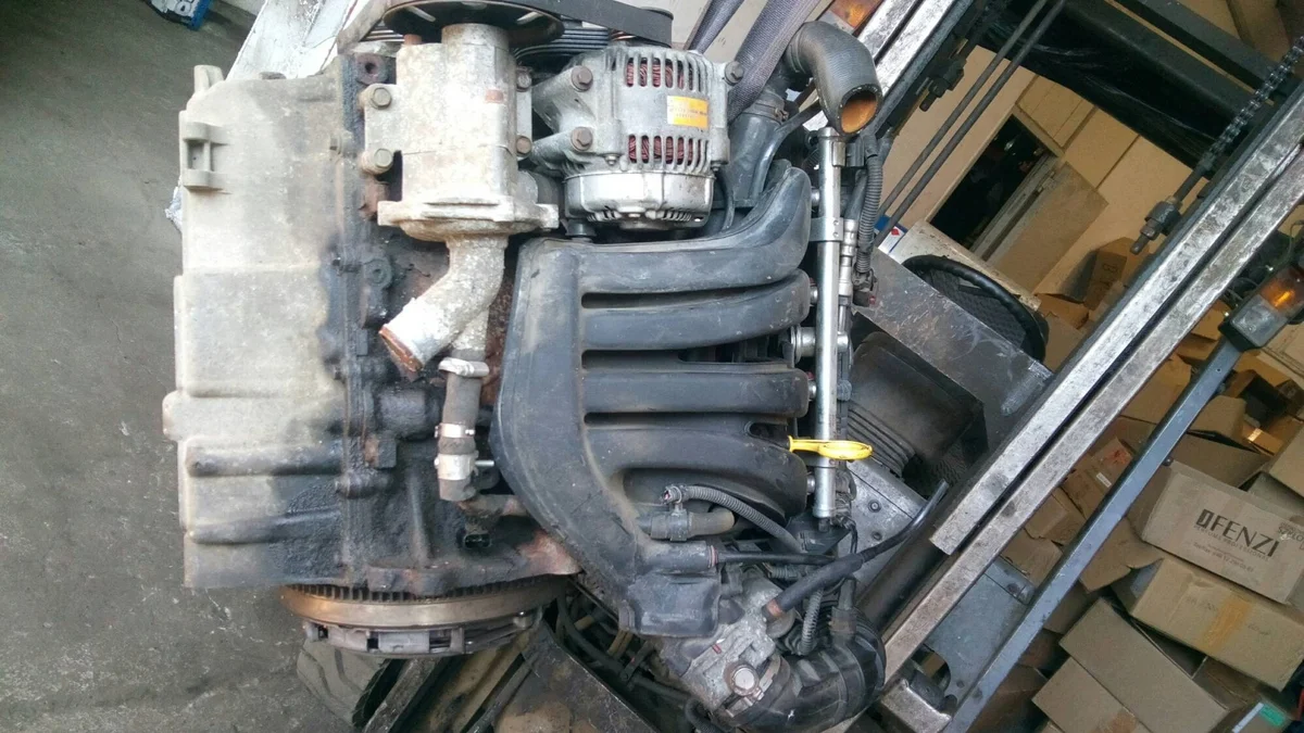 Motor MINI COOPER R50 1.6 16V W10B16D image 4