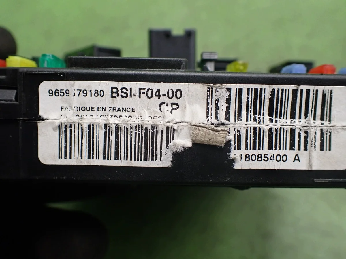 Module BSI Peugeot 1007 S118085400A image 4