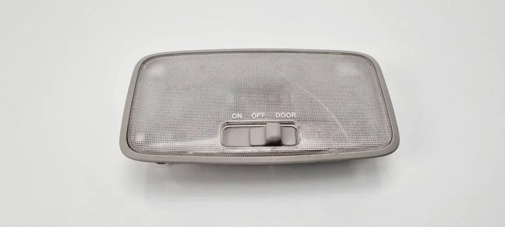 Innerbelysning bak Lexus RX PP1T30