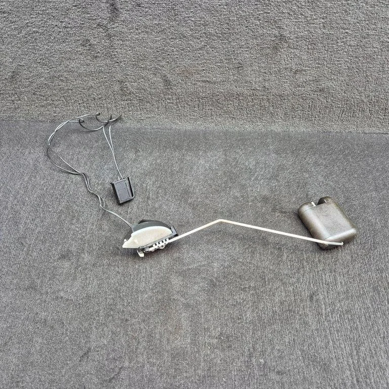 Bränslepumpsensor Audi SQ8 RSQ8 4M 4.0 TFSI 100107913