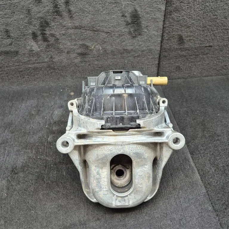 Motorlager Audi Q8 4M0199371HC image 7