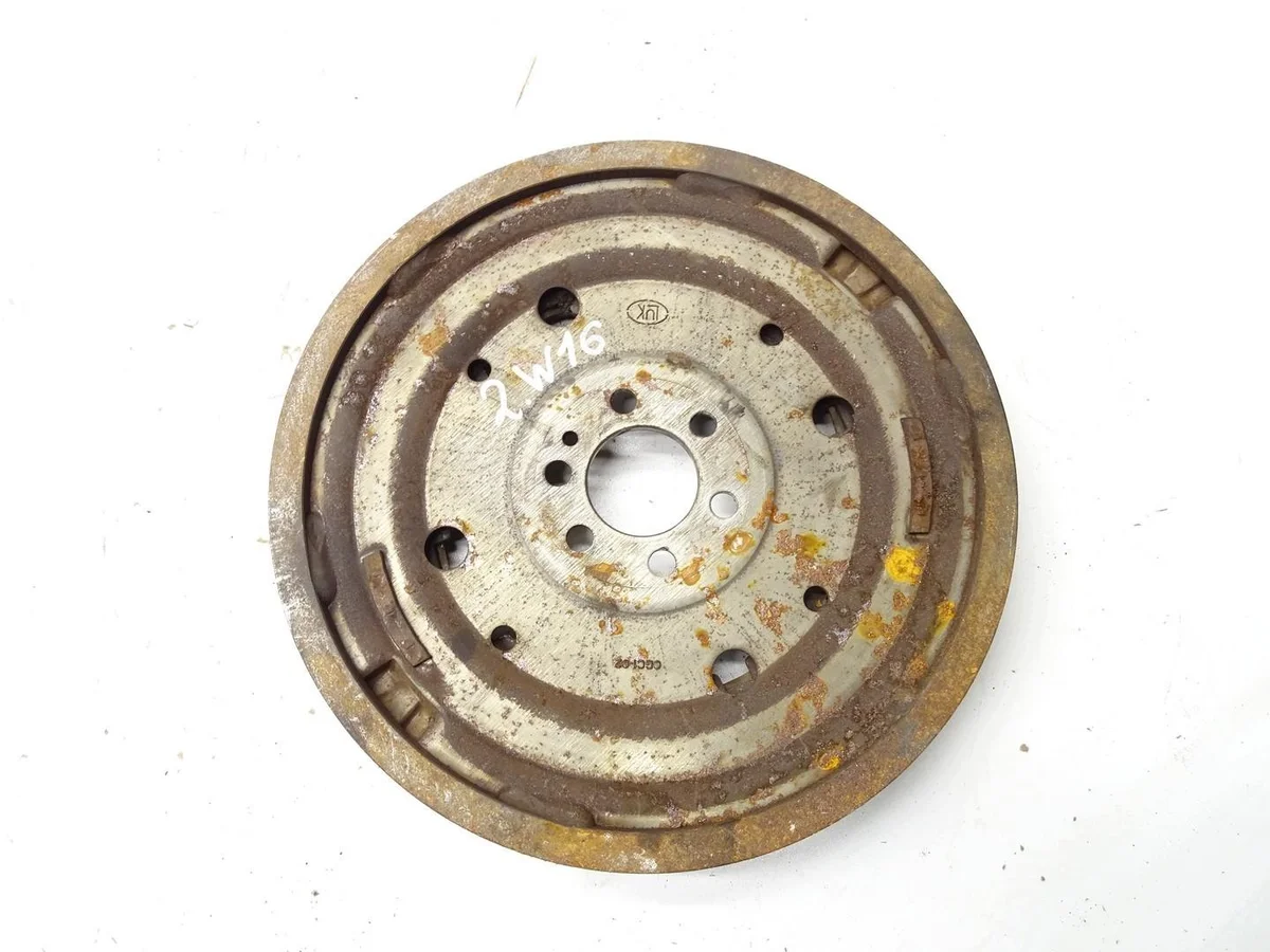 Schwungrad Audi A3 1.4 TSI 03L105266DN thumbnail 3